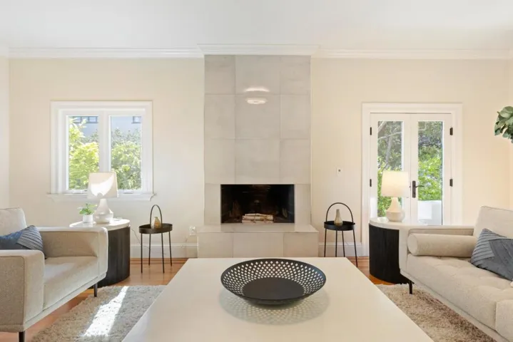 1945 Cowper Street, Palo Alto, California 94301