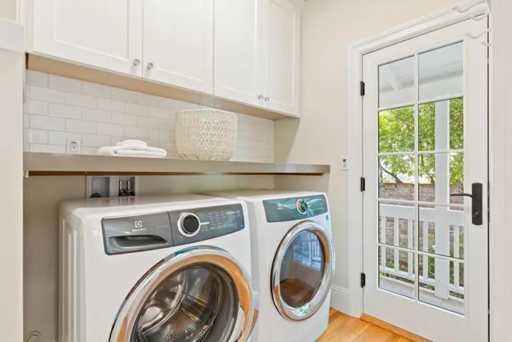 1945 Cowper Street, Palo Alto, California 94301
