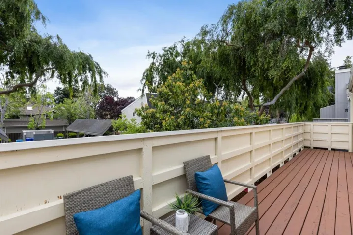 165 Gladys Avenue, Mountain View, California 94043