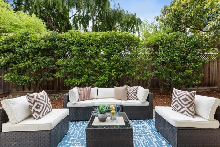 165 Gladys Avenue, Mountain View, California 94043