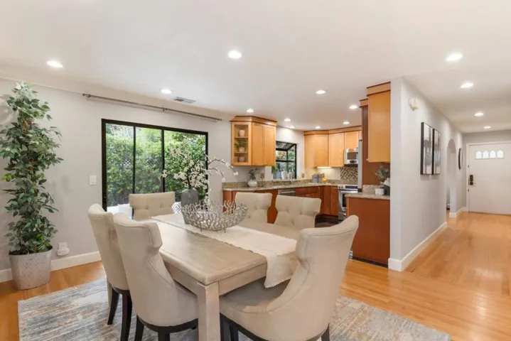 165 Gladys Avenue, Mountain View, California 94043