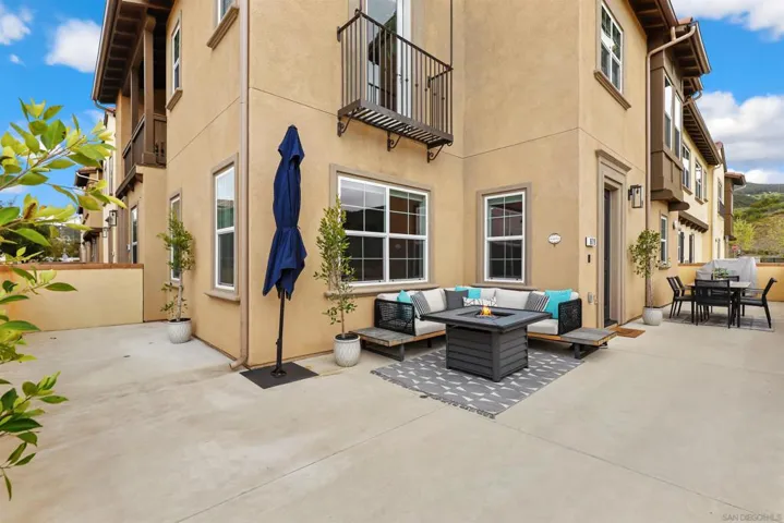 879 Blackstone Dr, San Marcos, California 92078