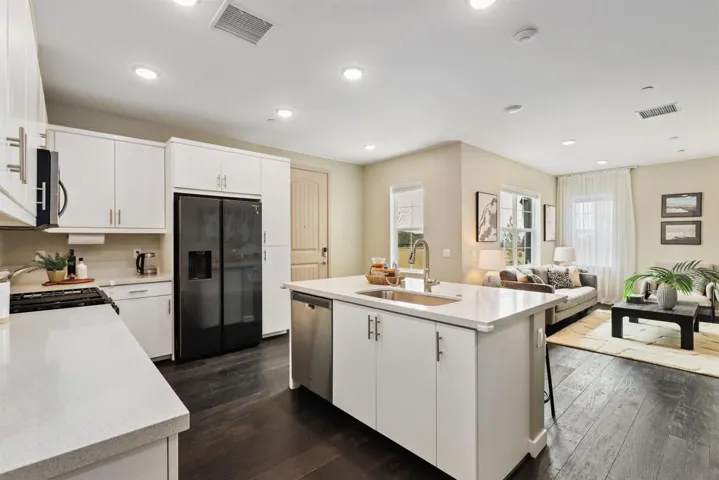 879 Blackstone Dr, San Marcos, California 92078