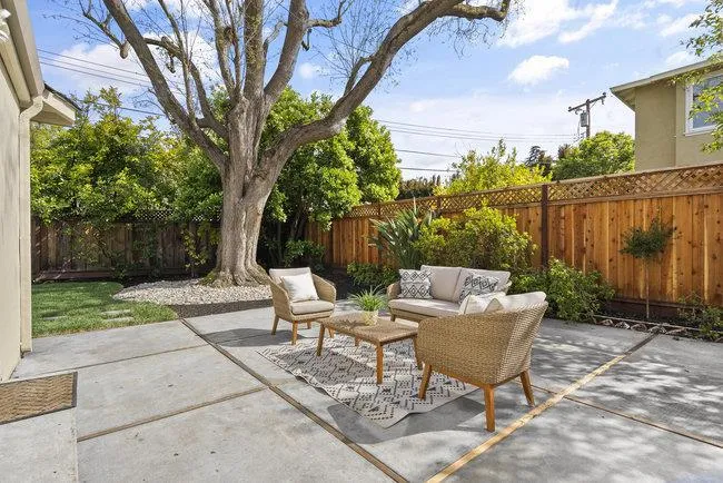 820 Loma Verde Avenue, Palo Alto, California 94303