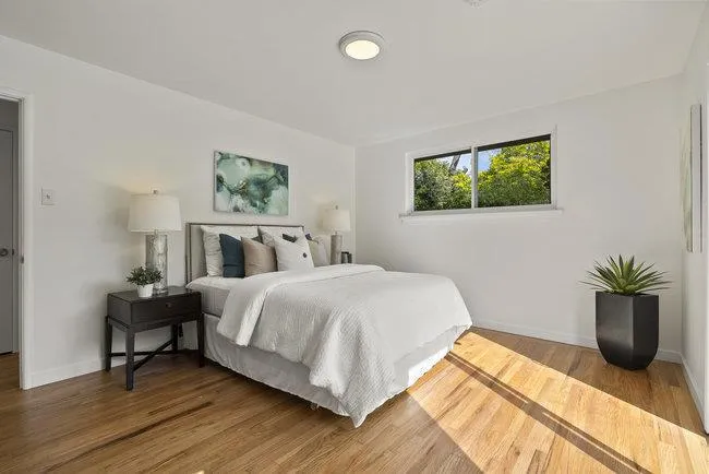 820 Loma Verde Avenue, Palo Alto, California 94303