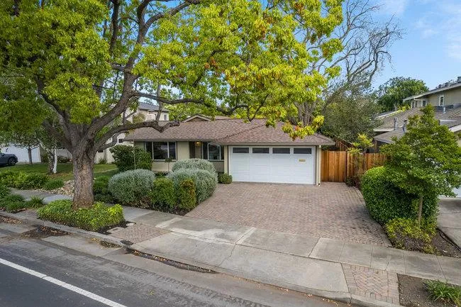 820 Loma Verde Avenue, Palo Alto, California 94303