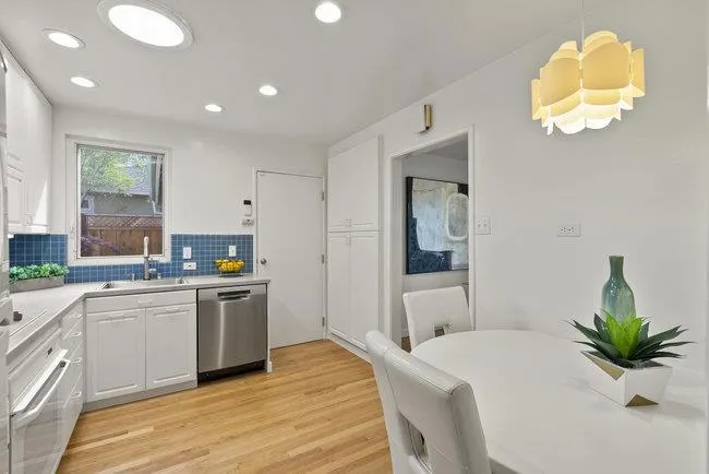 820 Loma Verde Avenue, Palo Alto, California 94303