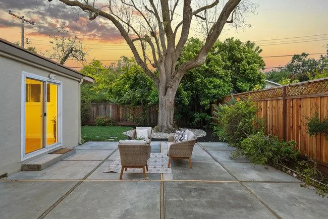 820 Loma Verde Avenue, Palo Alto, California 94303