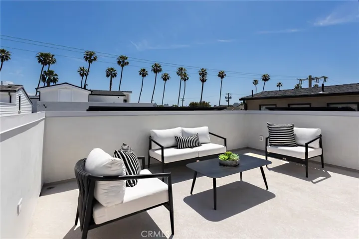 430 1/2 Fernleaf, Corona Del Mar, California 92625
