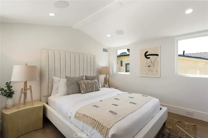 430 1/2 Fernleaf, Corona Del Mar, California 92625