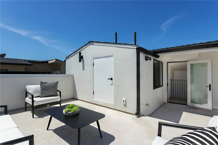 430 1/2 Fernleaf, Corona Del Mar, California 92625
