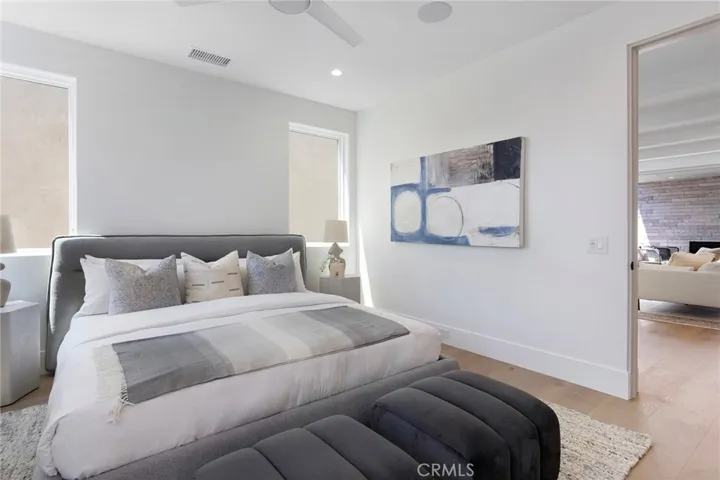 430 1/2 Fernleaf, Corona Del Mar, California 92625