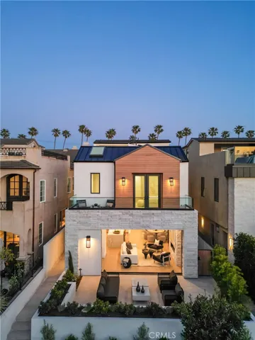 430 1/2 Fernleaf, Corona Del Mar, California 92625