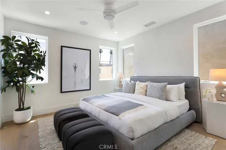 430 1/2 Fernleaf, Corona Del Mar, California 92625