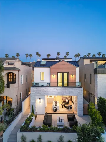 430 1/2 Fernleaf, Corona Del Mar, California 92625