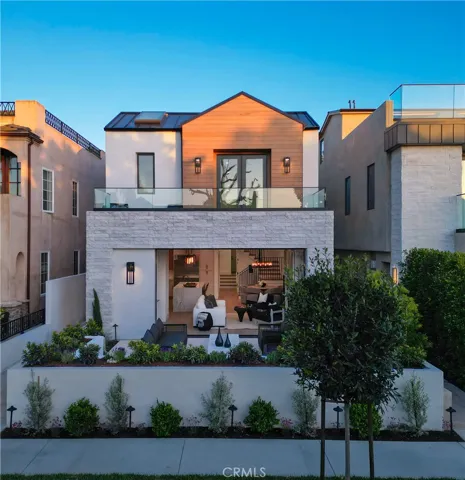 430 1/2 Fernleaf, Corona Del Mar, California 92625