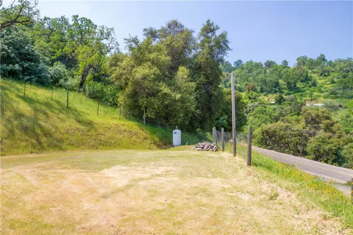 47463 Creekside, Squaw Valley, California 93675