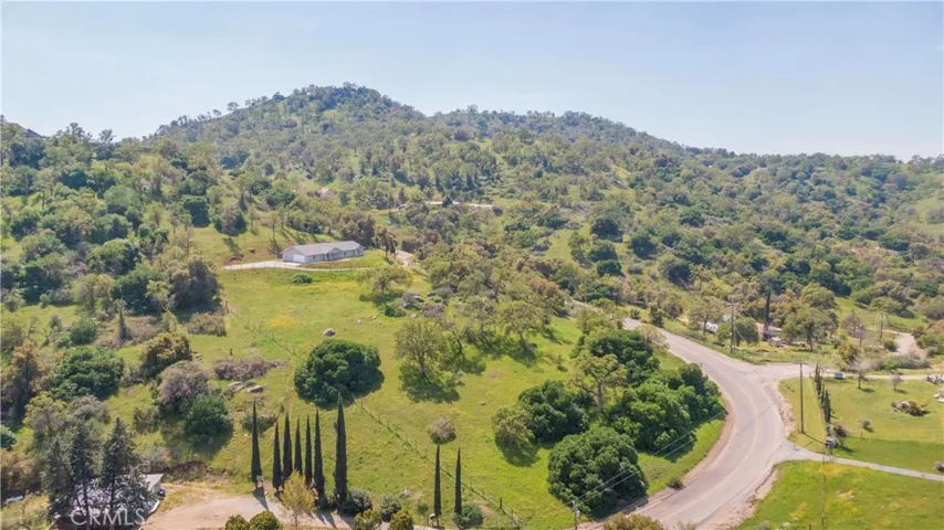 47463 Creekside, Squaw Valley, California 93675