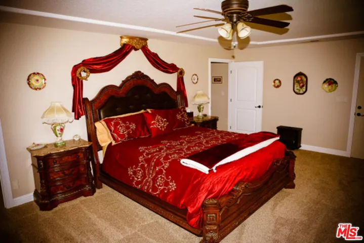 24492 Bear Valley, Tehachapi, California 93561