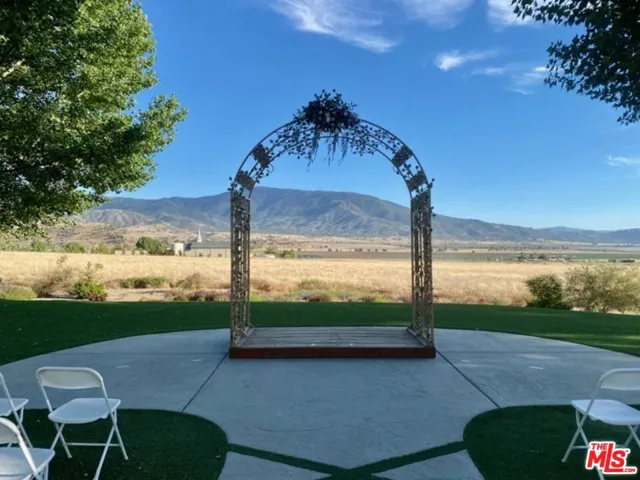 24492 Bear Valley, Tehachapi, California 93561