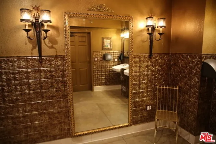 24492 Bear Valley, Tehachapi, California 93561