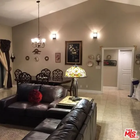 24492 Bear Valley, Tehachapi, California 93561