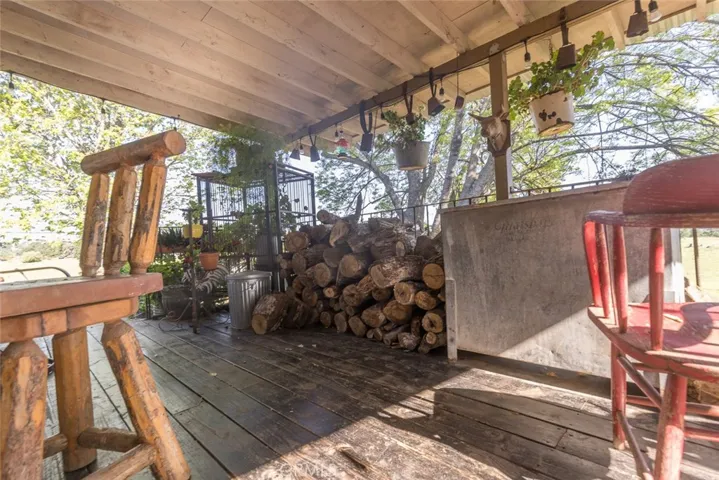 1990 Las Mariposas Lane, Catheys Valley, California 95306