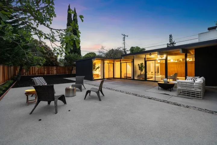 412 Ferne Avenue, Palo Alto, California 94306