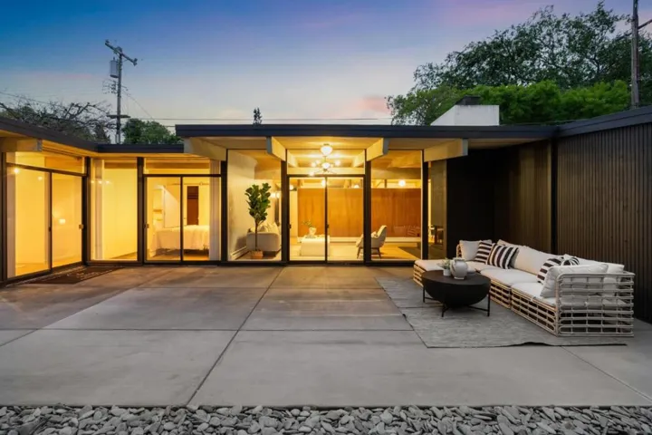412 Ferne Avenue, Palo Alto, California 94306