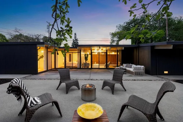 412 Ferne Avenue, Palo Alto, California 94306
