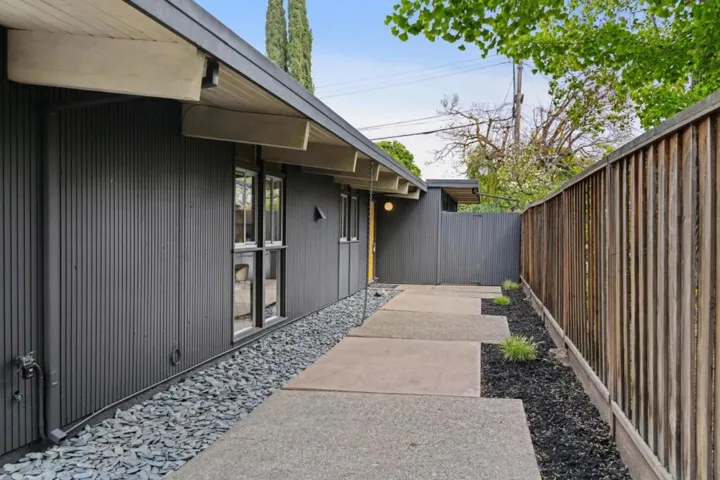 412 Ferne Avenue, Palo Alto, California 94306