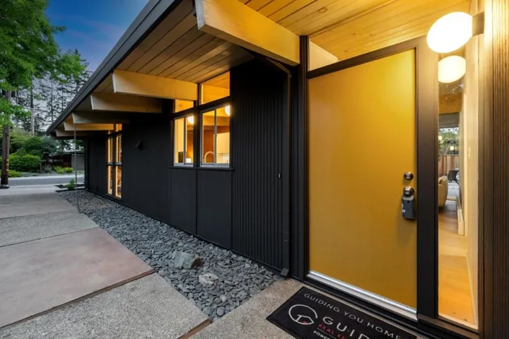 412 Ferne Avenue, Palo Alto, California 94306