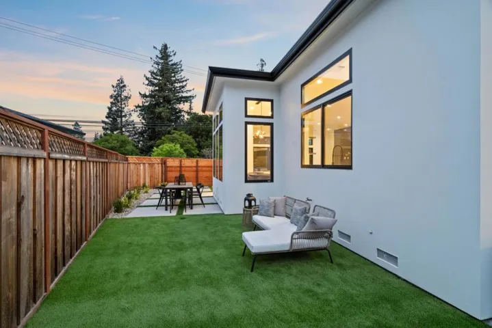 12668 Sun Valley Court, Saratoga, California 95070
