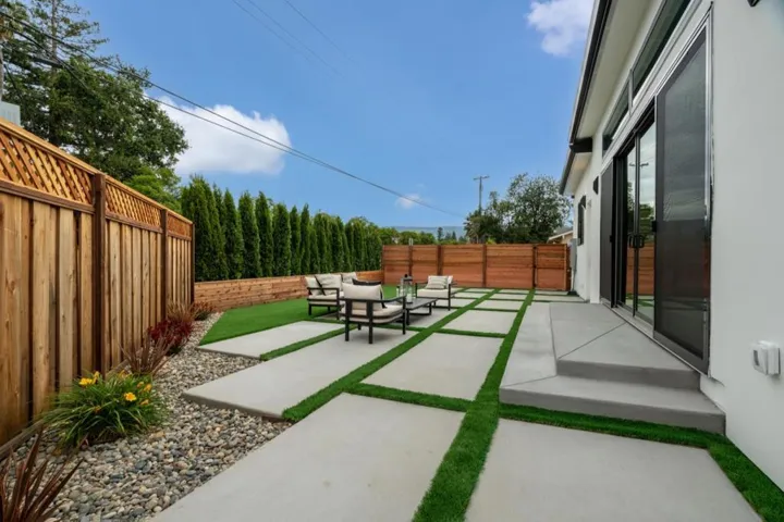 12668 Sun Valley Court, Saratoga, California 95070