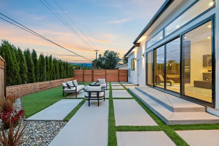 12668 Sun Valley Court, Saratoga, California 95070