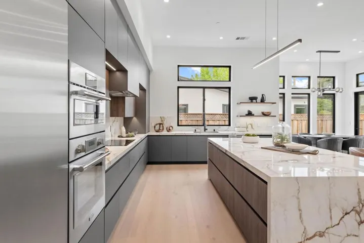 12668 Sun Valley Court, Saratoga, California 95070
