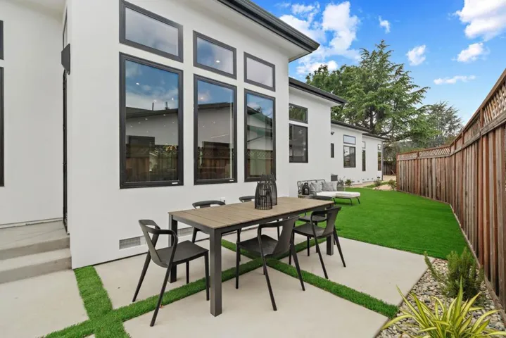12668 Sun Valley Court, Saratoga, California 95070