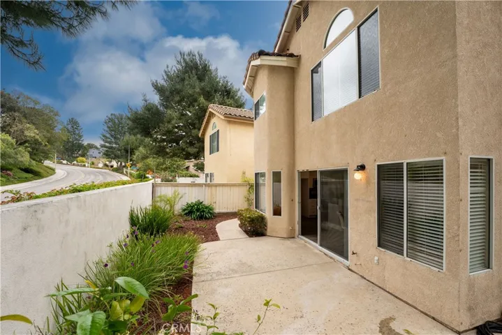 1072 S Laughingbrook Court, Anaheim Hills, California 92808