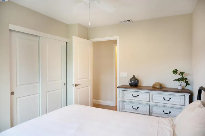 8151 Bonnie Oak Way, Citrus Heights, California 95610