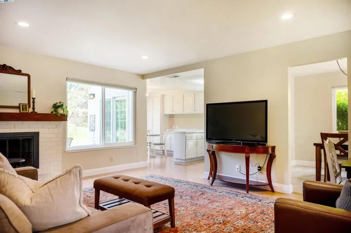 8151 Bonnie Oak Way, Citrus Heights, California 95610