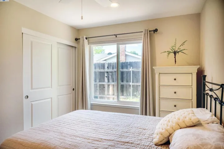 8151 Bonnie Oak Way, Citrus Heights, California 95610
