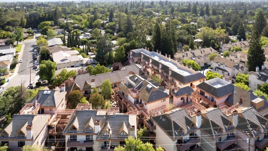 4159 El Camino Way C, Palo Alto, California 94306