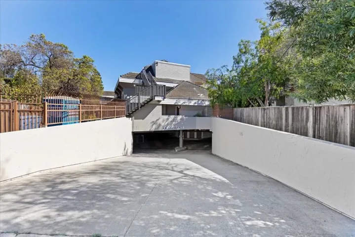 4159 El Camino Way C, Palo Alto, California 94306