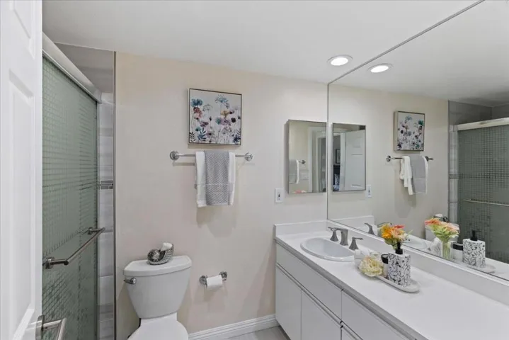 4159 El Camino Way C, Palo Alto, California 94306