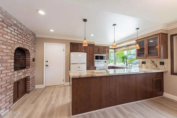 2363GoldsmithAve 11