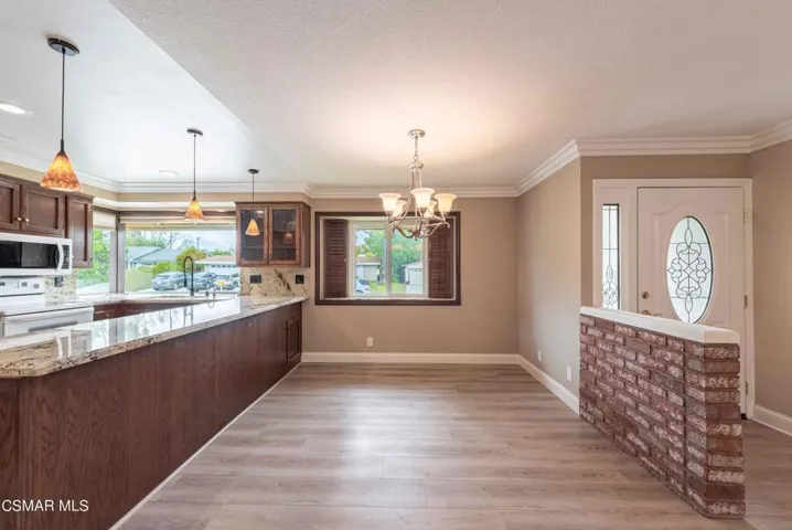 2363GoldsmithAve 10