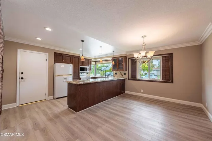 2363GoldsmithAve 9