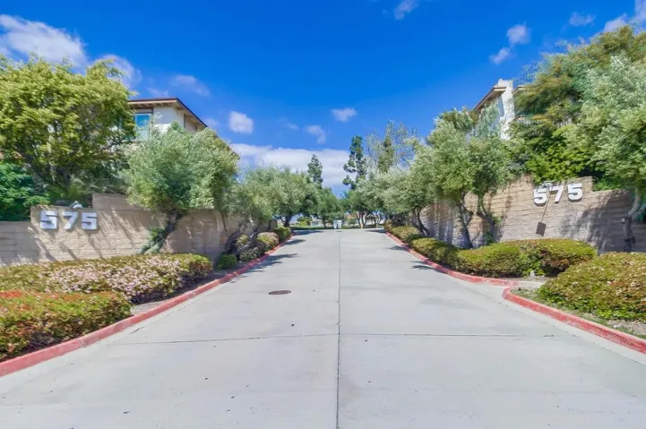 Entrance to Bonita View Terrace