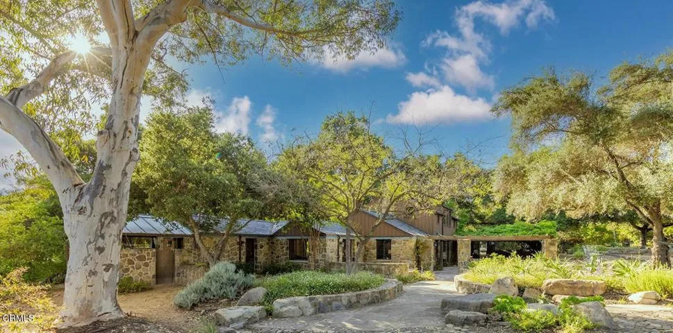 4239 Grand Avenue East End Ojai Home for
