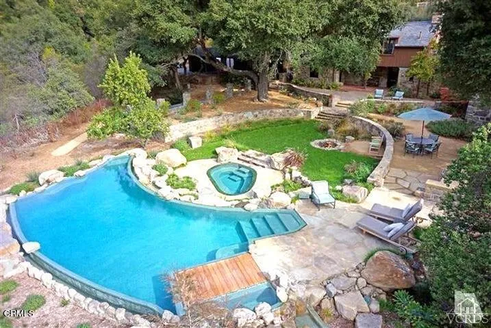 pool